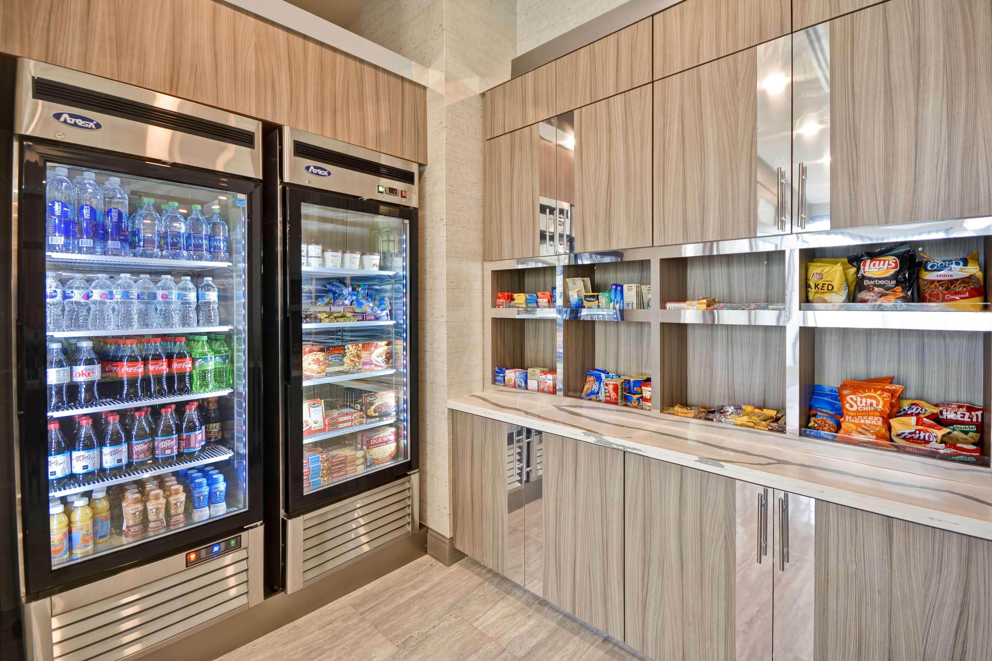 Homewood Suites By Hilton Конро Екстер'єр фото
