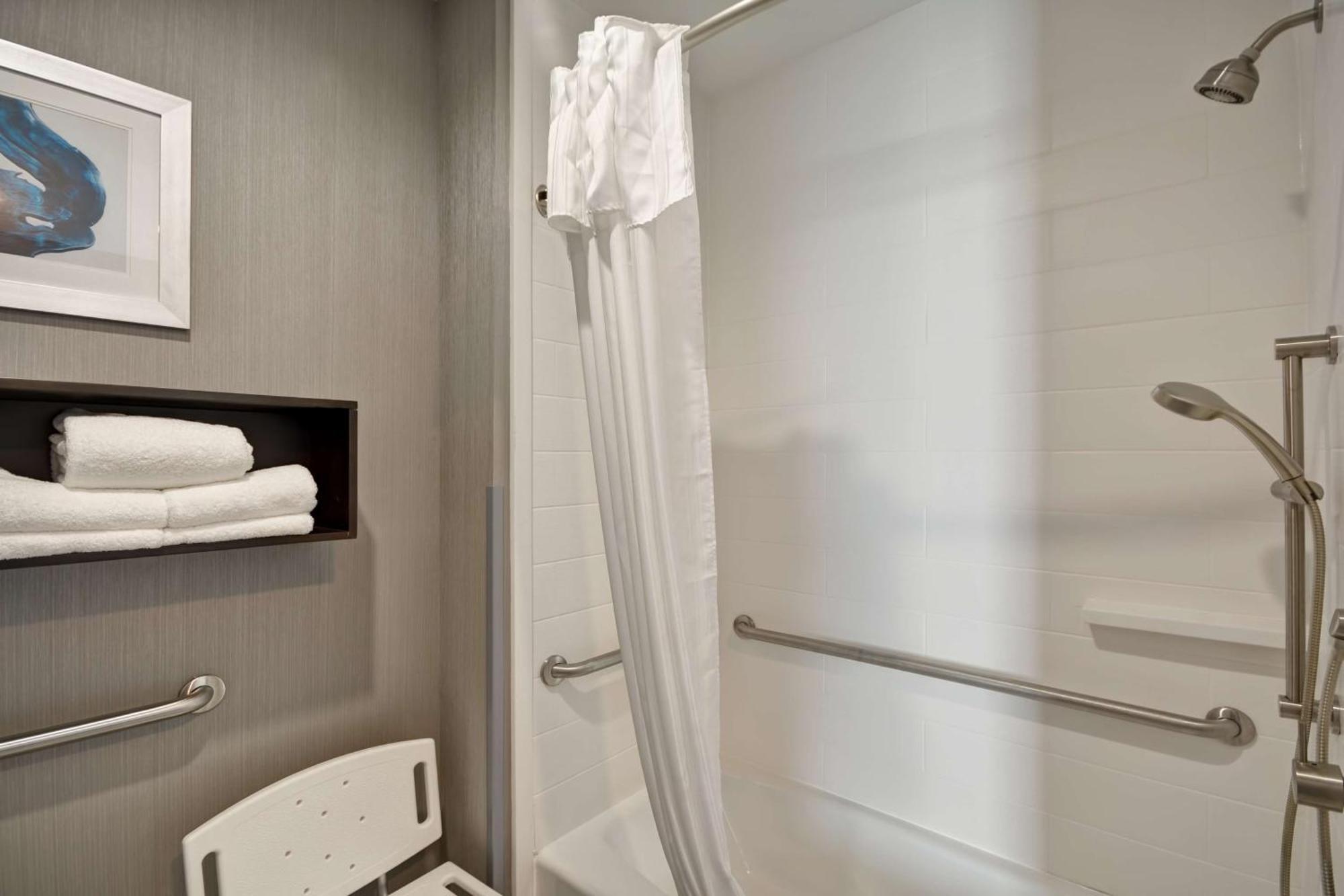 Homewood Suites By Hilton Конро Екстер'єр фото
